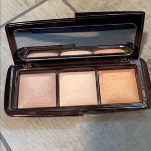 Hourglass Ambient Lighting Palette